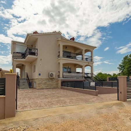 Apartments Covic Antonci  المظهر الخارجي الصورة